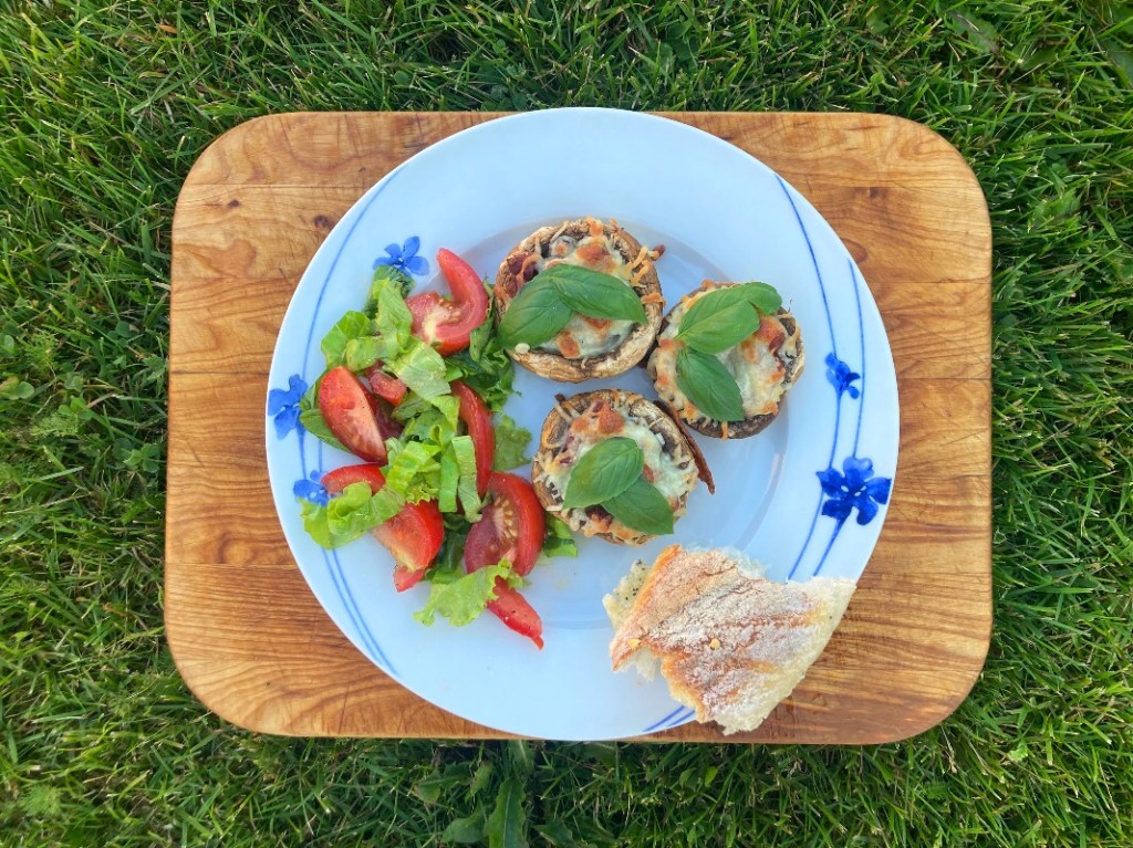 Salami-stuffed Champignon Mushrooms |&nbsp;Recipe