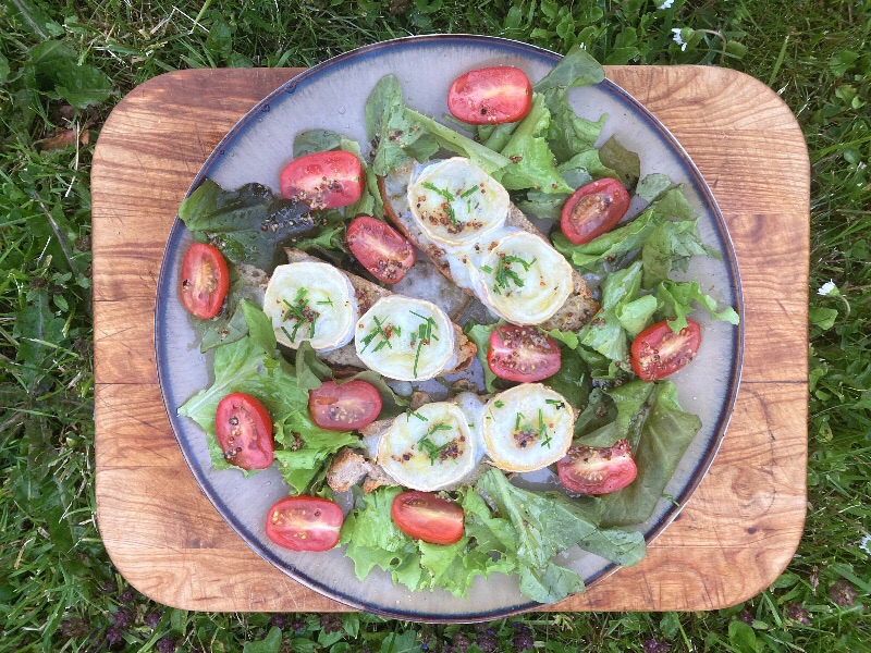 Goat’s Cheese Salad with Roasted Sourdough Bread |&nbsp;Recipe